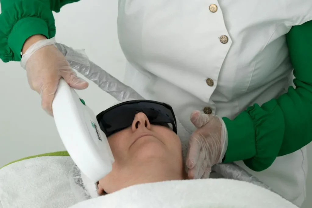 Fördelar med laser för att förbättra hudens utseende efter genetiska sjukdomar